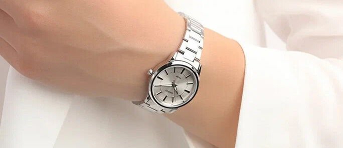 Casio LTP-1303D-7AVDF: Zarafetin ve Fonksiyonelliğin Buluşması